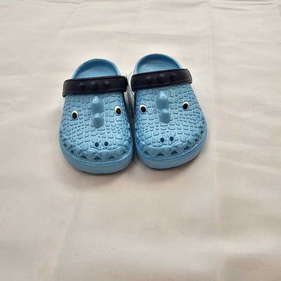 NWT, Toddler Dinosaur Clogs Shoes Light Blue Kid Size 8-11.5 - Picture 3 of 10